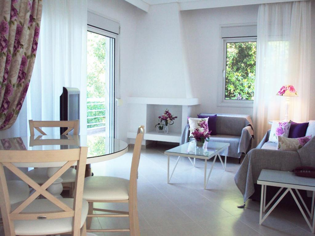 Villa Kiza Apartments Agía Triás Dış mekan fotoğraf