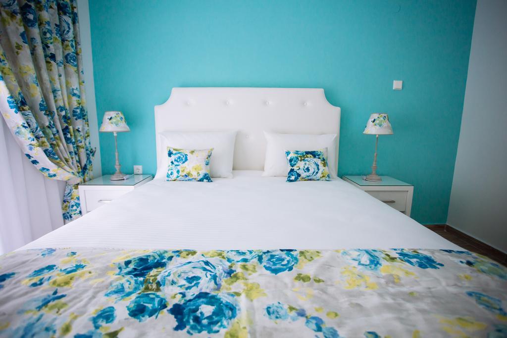 Villa Kiza Apartments Agía Triás Dış mekan fotoğraf